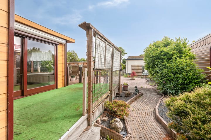 Photo 31 of Burgemeester Dalenbergstraat 50-376