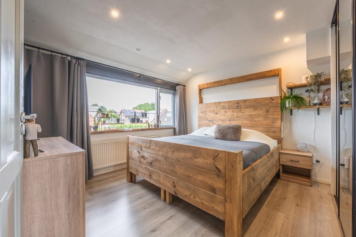 Foto 31 van Meidoornstraat 9