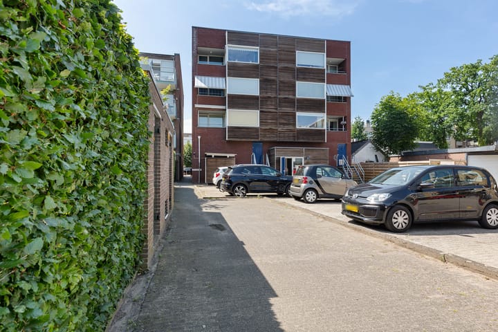 Foto 19 van Molenstraat 125