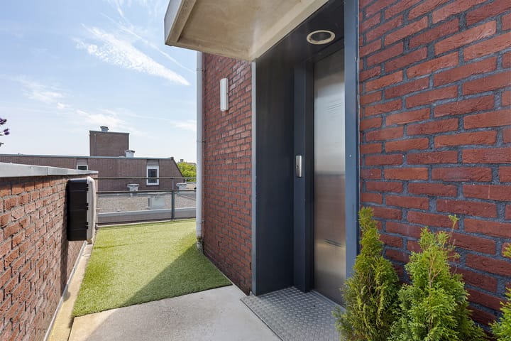 Foto 24 van Molenstraat 125