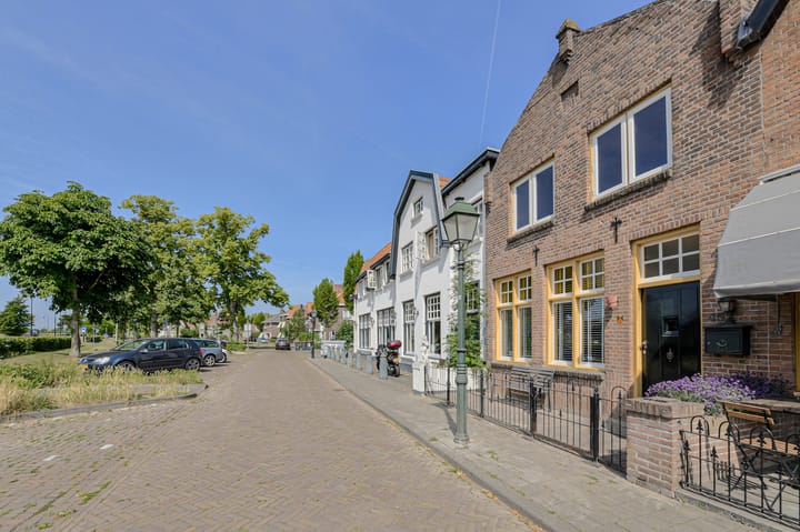 Foto 9 van Stationsweg 45