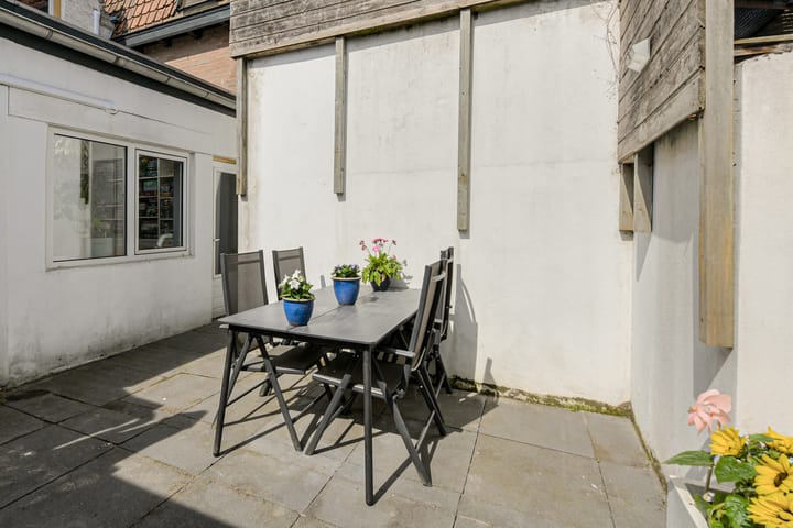 Foto 47 van Stationsweg 45