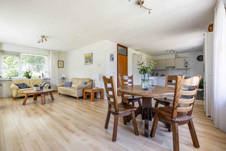 Foto 5 van Nico Rostlaan 3