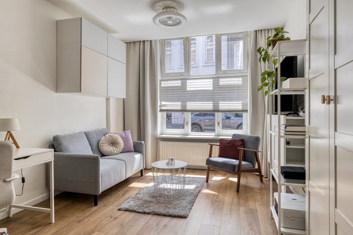 Foto 6 van Kleine Looiersstraat 3-A