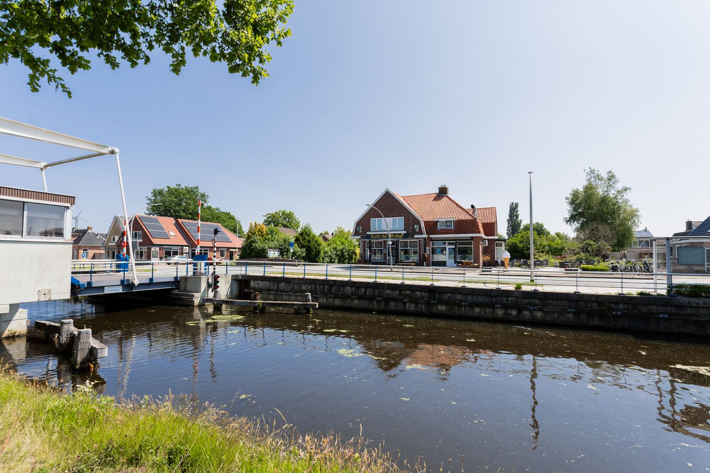 Bekijk foto 1 van Hoofdweg 165