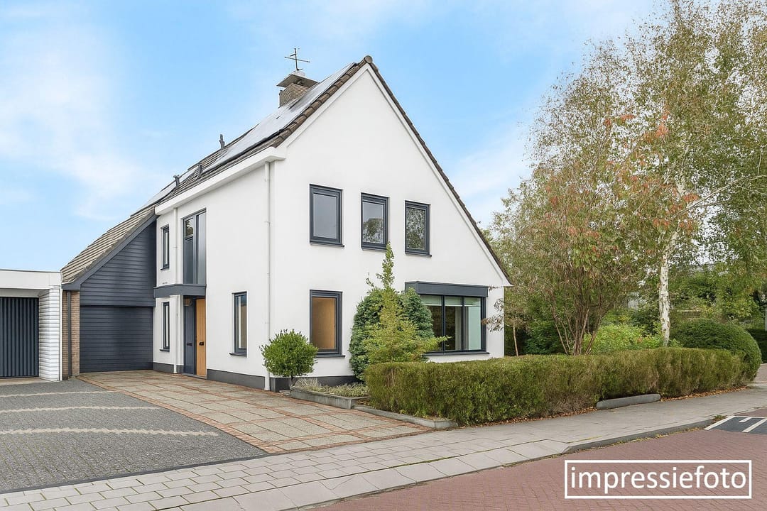 Foto 1 van Margrietlaan 34