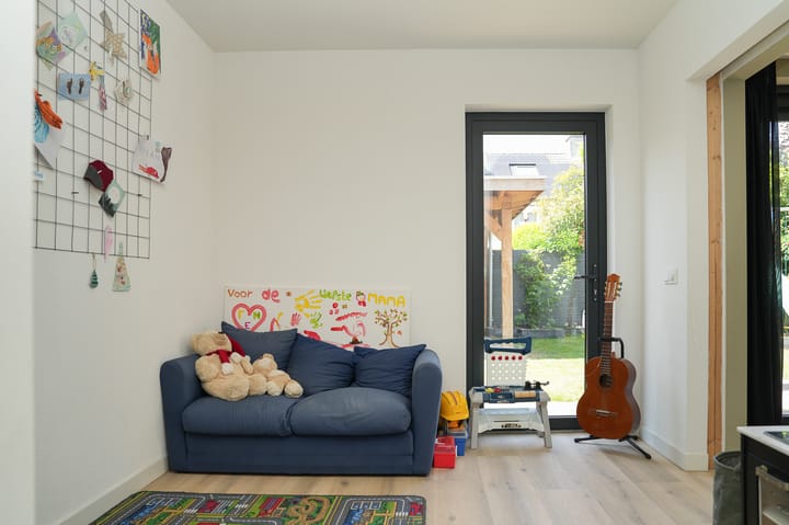 Foto 15 van Bartokstraat 34