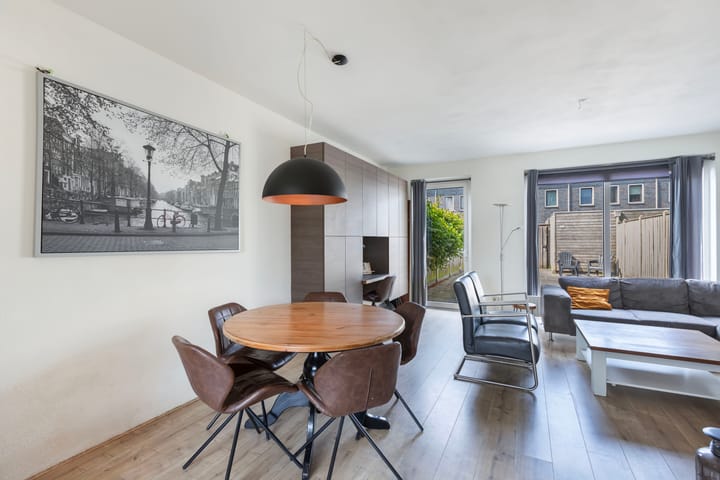 Foto 12 van Annie Zernikeweg 21