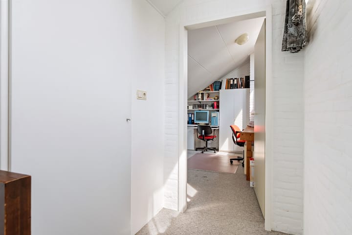 Foto 34 van Dr. Obe Postmastraat 24