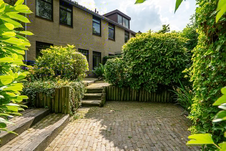 Foto 41 van Dr. Obe Postmastraat 24