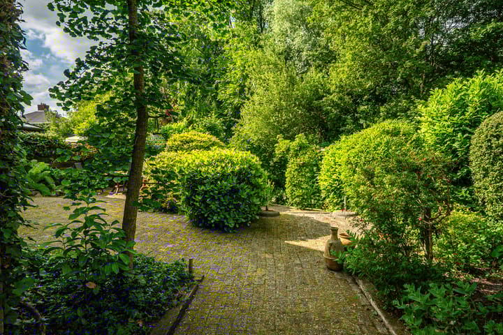 Foto 42 van Dr. Obe Postmastraat 24