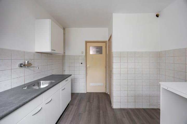 Foto 8 van Staringstraat 20