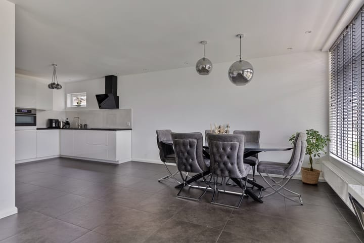 Foto 10 van Vier Ambachtenstraat 10