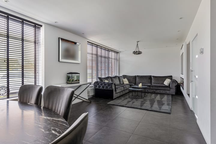 Foto 1 van Vier Ambachtenstraat 10