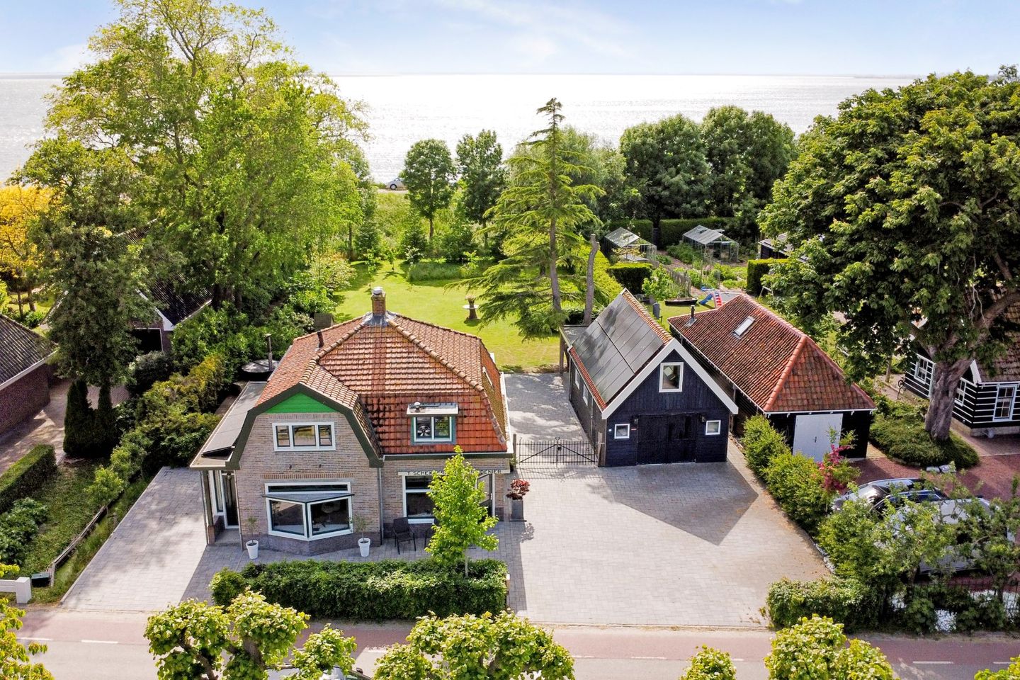 Foto 1 van Dorpsweg 162