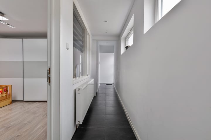 Foto 18 van Vier Ambachtenstraat 10