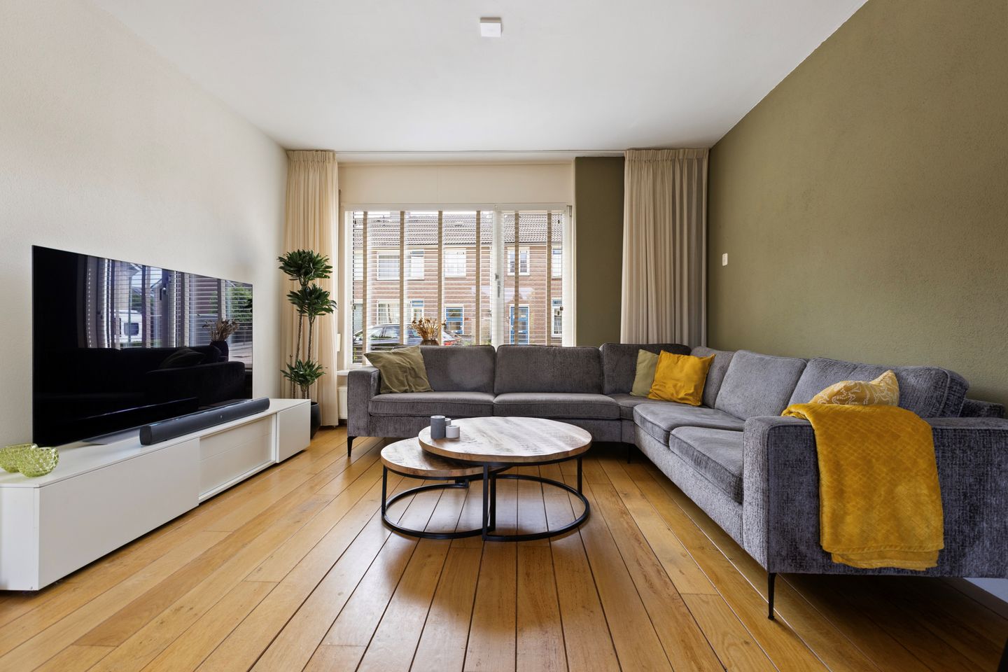 Foto 1 van de Chamillylaan 15