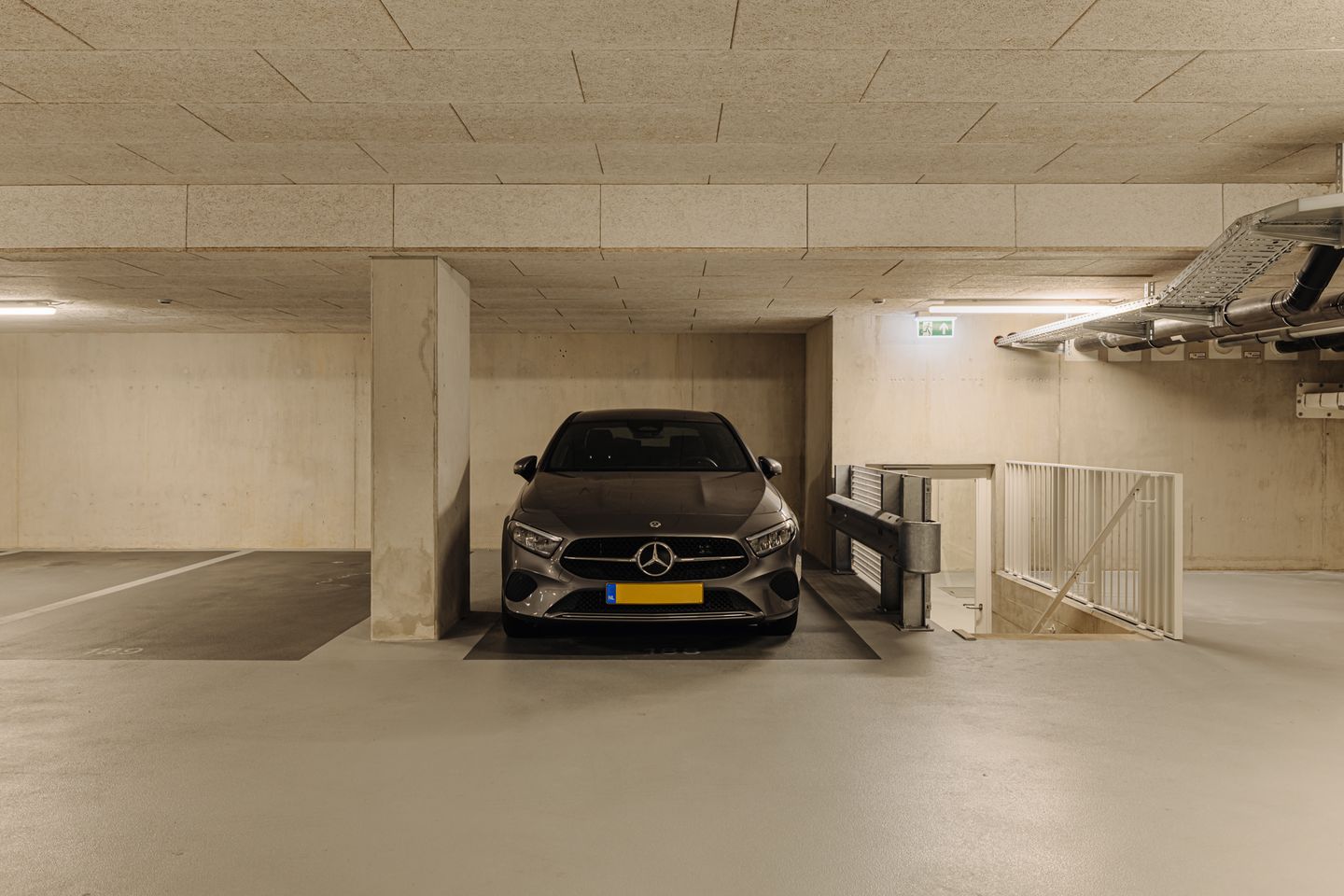 Photo 29 of Rosy Wertheimstraat 79