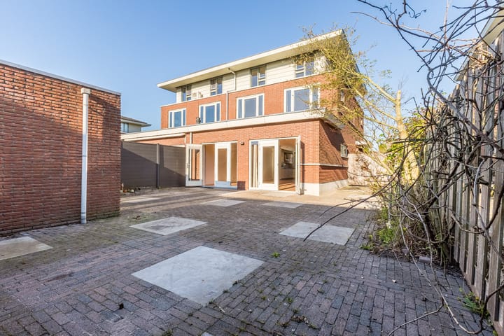 Foto 2 van Annie M.G. Schmidtlaan 7