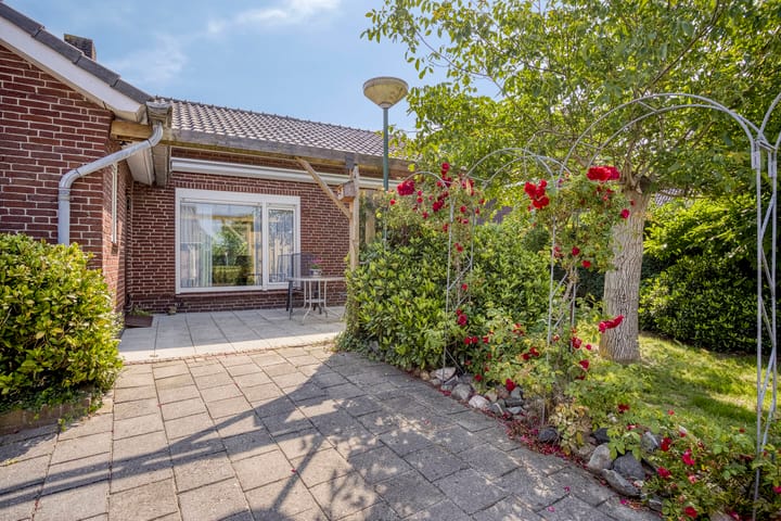 Foto 24 van Wethouder Lindersstraat 104