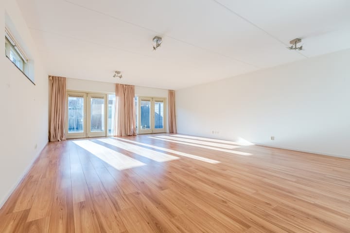 Foto 14 van Annie M.G. Schmidtlaan 7