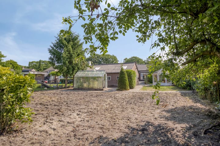 Foto 27 van Wethouder Lindersstraat 104