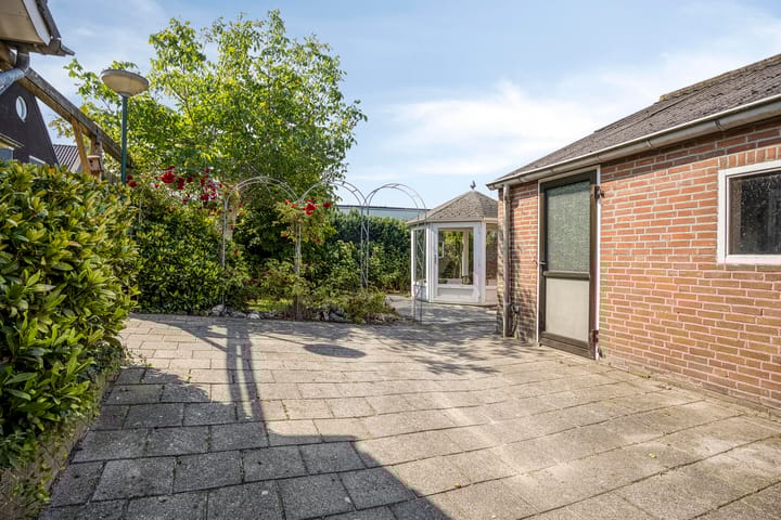 Foto 30 van Wethouder Lindersstraat 104