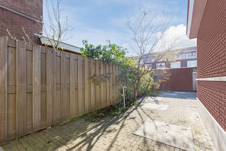 Foto 18 van Annie M.G. Schmidtlaan 7