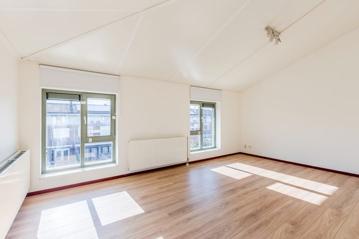 Foto 35 van Annie M.G. Schmidtlaan 7