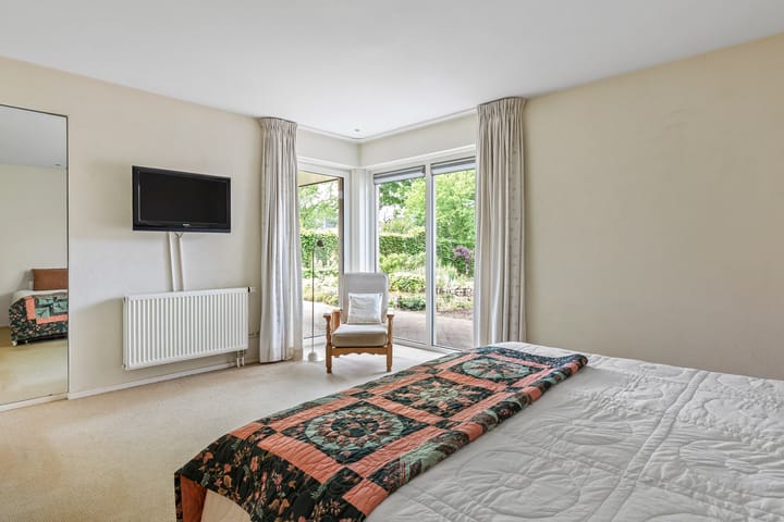 Foto 16 van Father Raatgerstraat 7