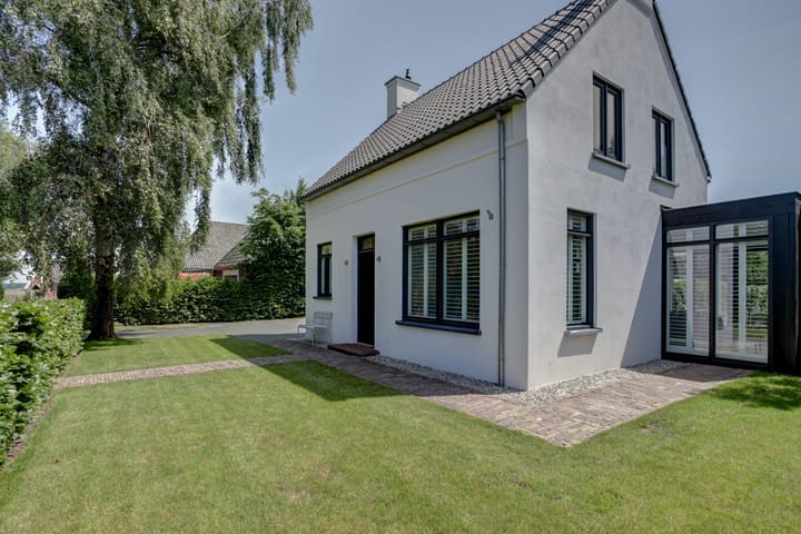 Photo 46 of Koningsweg 1