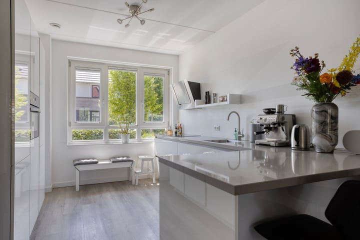 Foto 8 van Van Eedenstraat 8