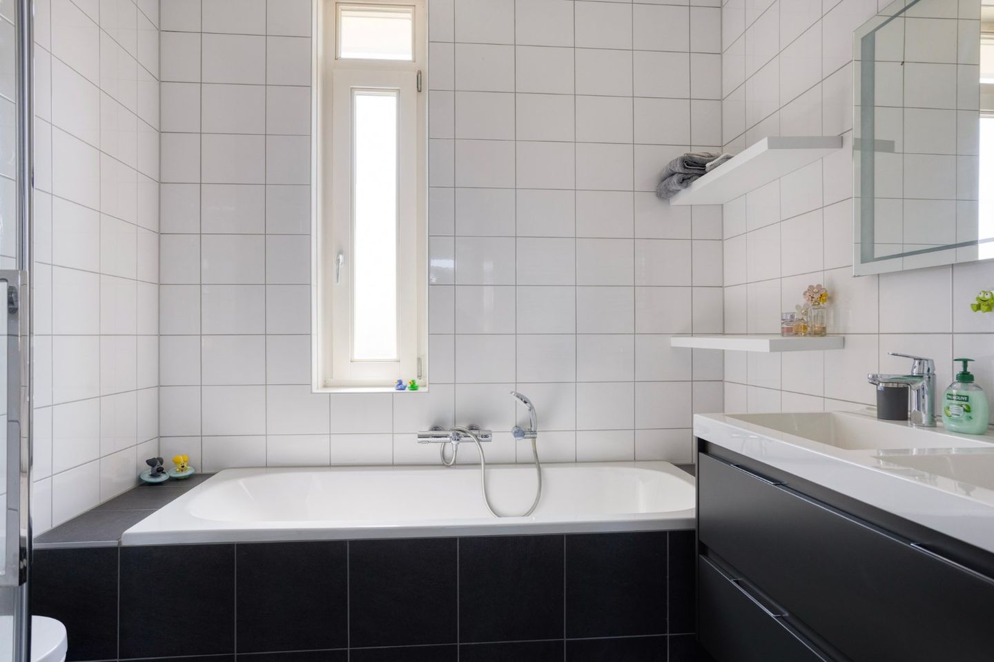 Foto 14 van Van Eedenstraat 8