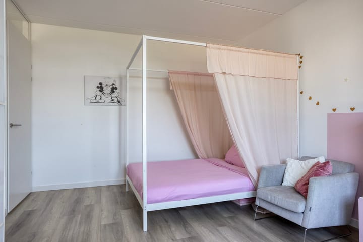 Foto 17 van Van Eedenstraat 8