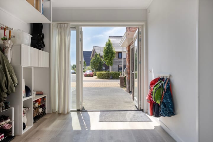 Foto 32 van Van Eedenstraat 8