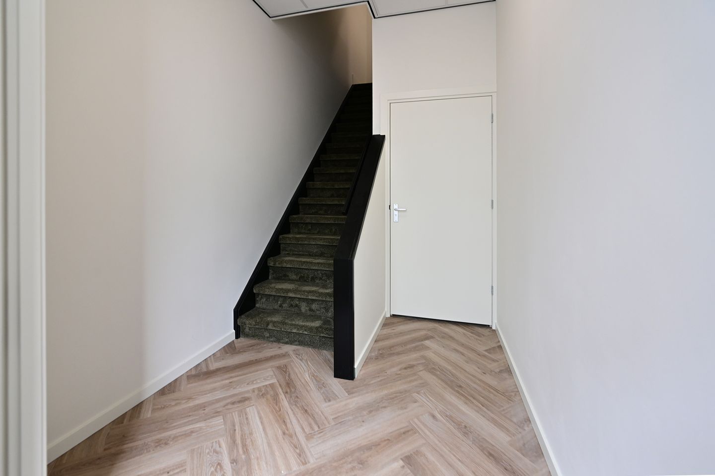Bekijk foto 3 van Stationsstraat 24-A
