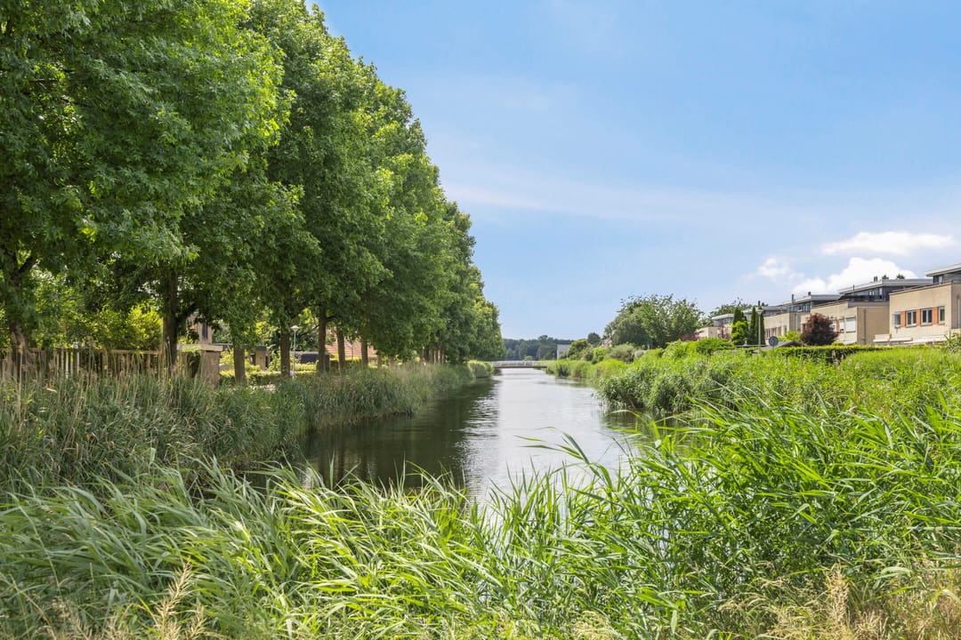 Foto 43 van Smaragd 65