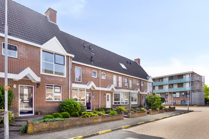 Foto 2 van De Gasperisingel 39