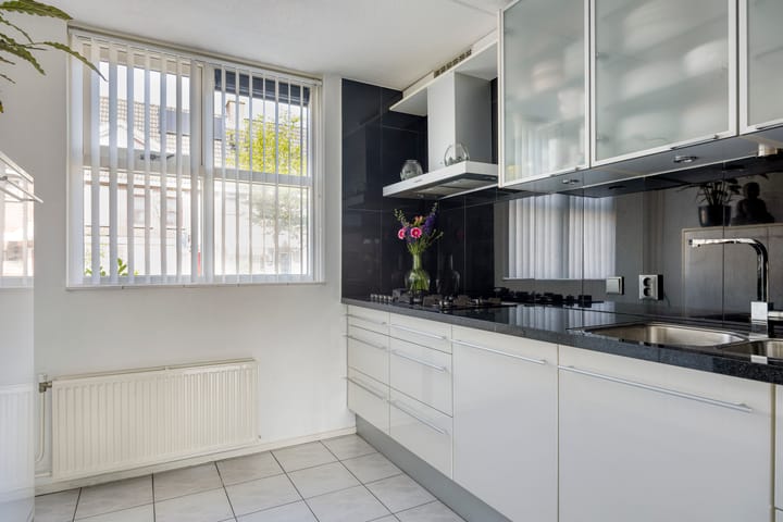 Foto 13 van De Gasperisingel 39