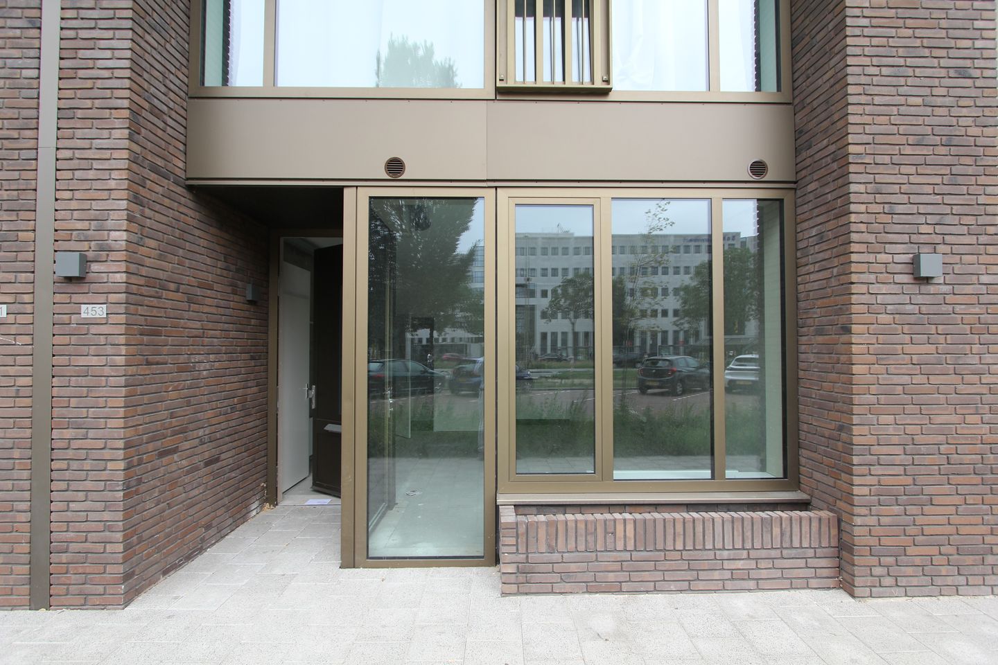View photo 1 of Clothildestraat 453