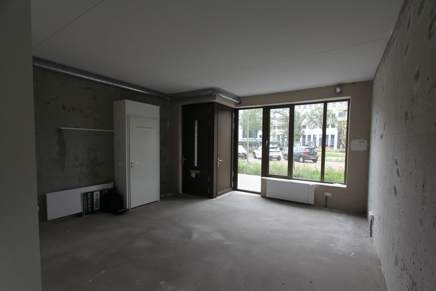 View photo 3 of Clothildestraat 453