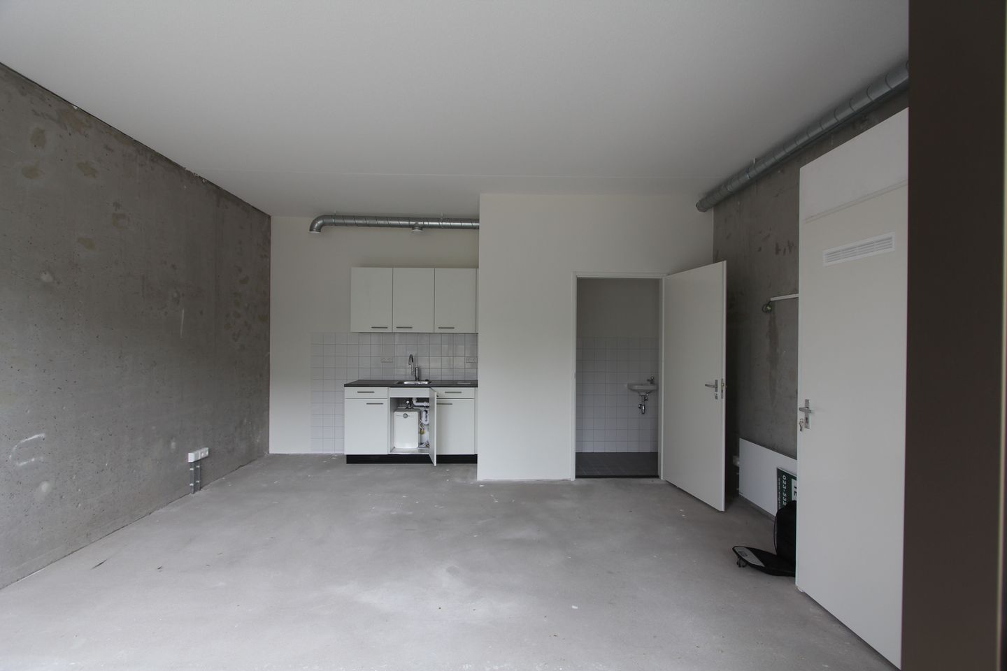 View photo 5 of Clothildestraat 453