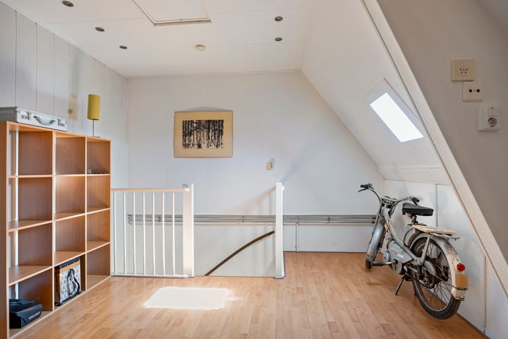 Foto 28 van De Gasperisingel 39