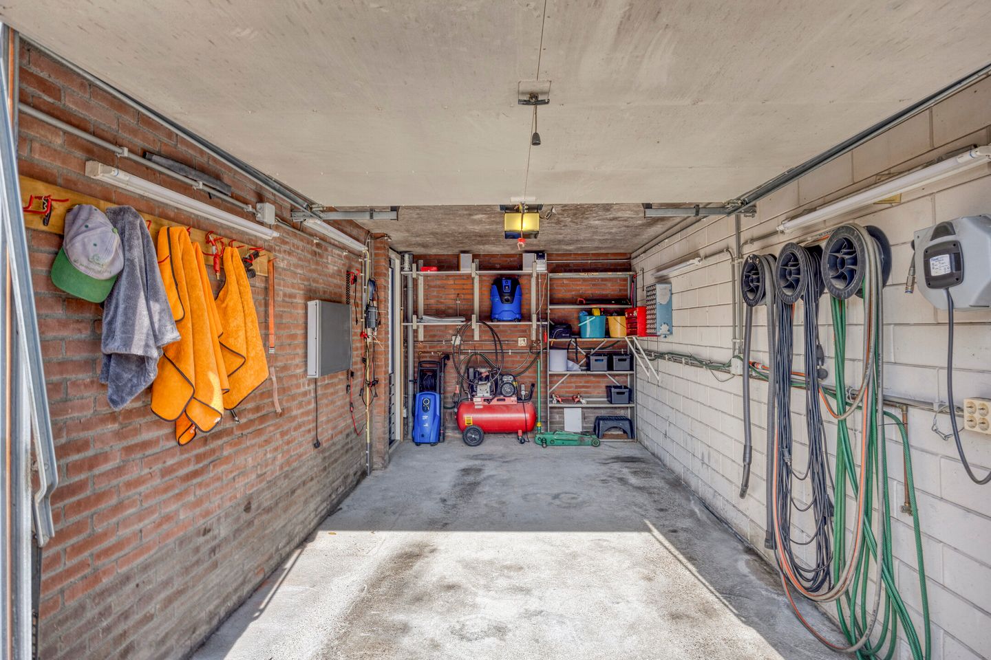 Photo 40 of De Gasperisingel 39