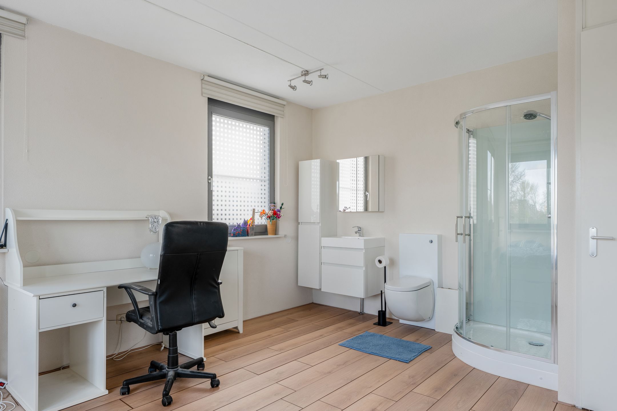 Photo 27 of Folkert Elsingastraat 37