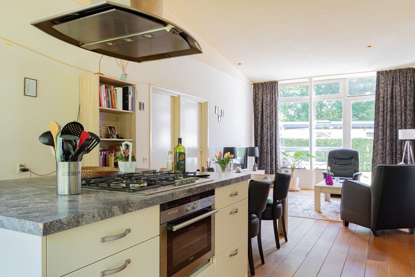 Photo 29 of Nieuw-Amsterdamseweg 45