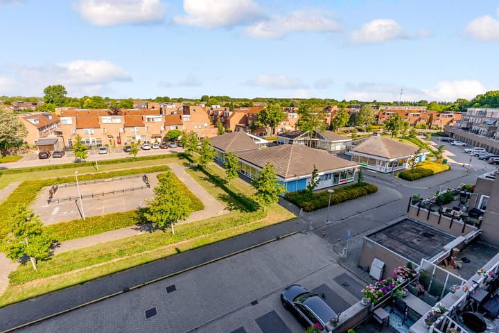 Foto 4 van Urkwal 70