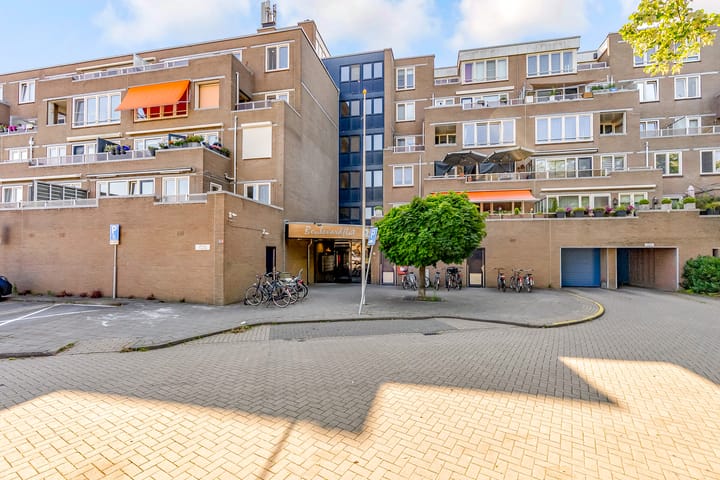 Foto 7 van Urkwal 70