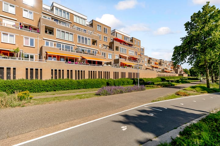 Foto 8 van Urkwal 70