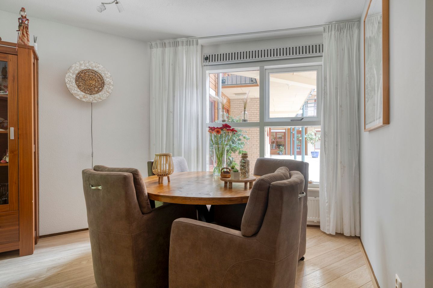 Photo 10 of Plantage 4